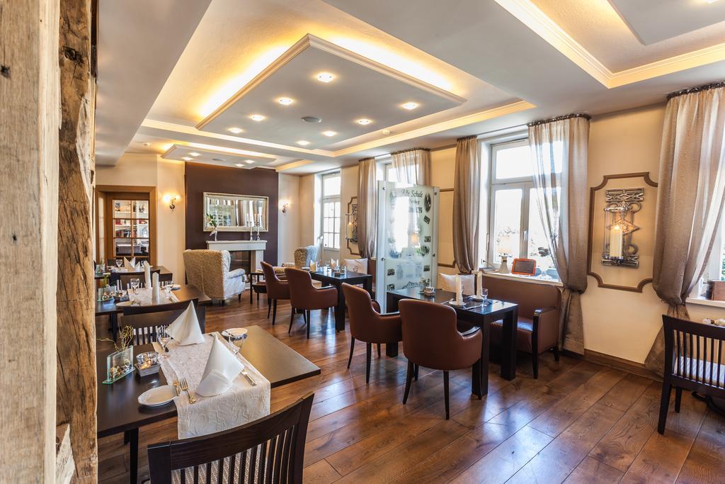 Hotel Alte Schule Бад Берлебург Екстериор снимка